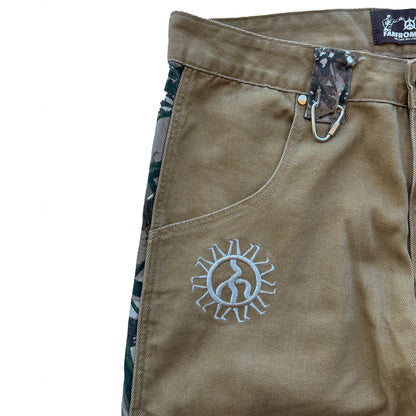 CAMO PANTS