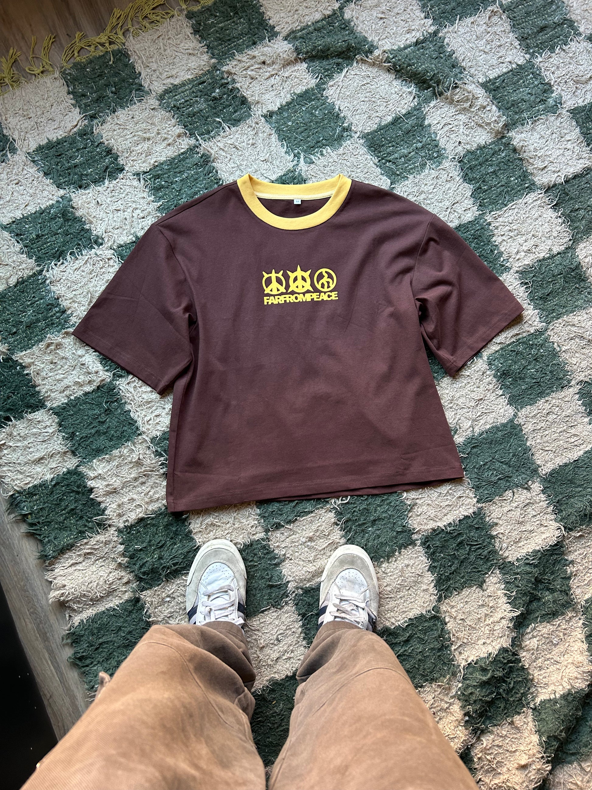 BROWN TEE